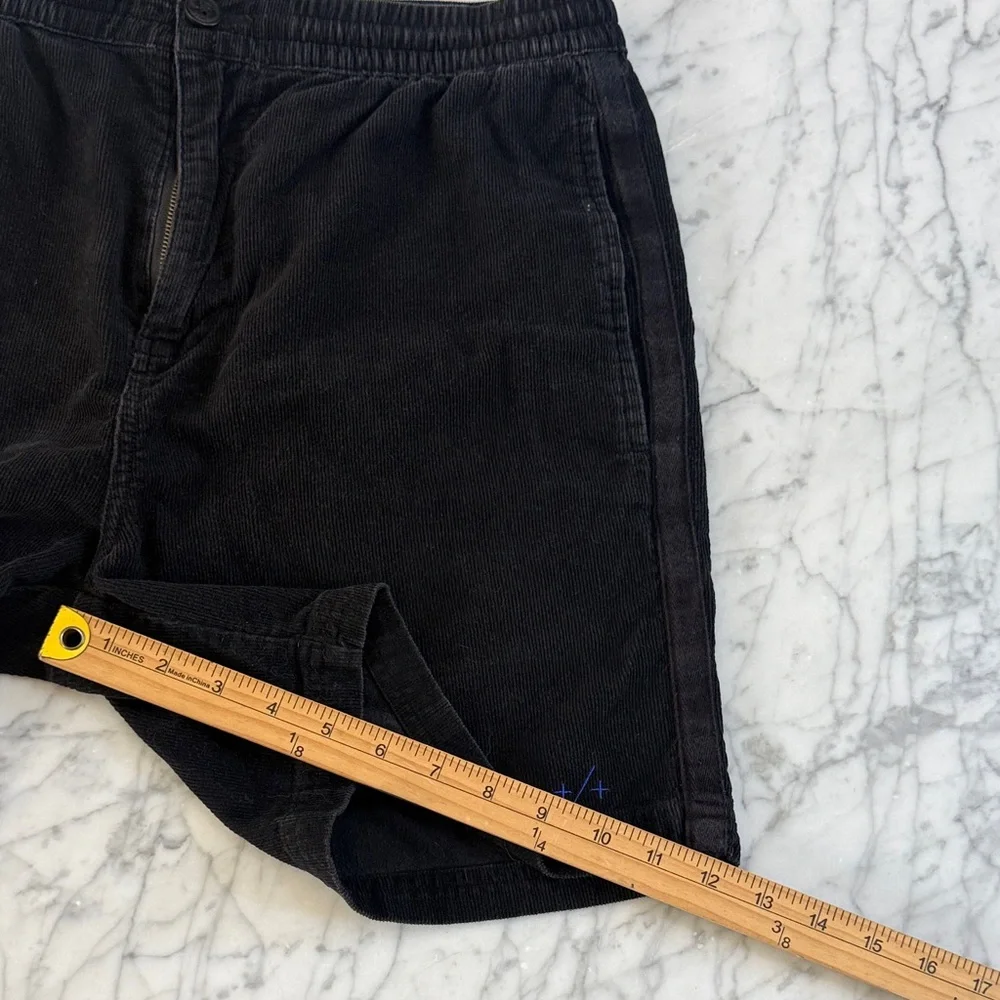 Vintage Globe Skate Brand Y2K Men’s Sz S Black Drawstring Corduroy Shorts